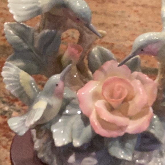 Porcelain birds and flower music box - Picture 4 of 5